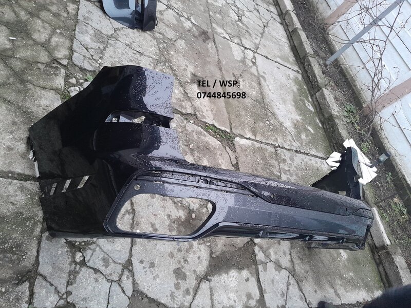 Bara spate BMW X6 G06 X7 G07  originala – stare foarte buna